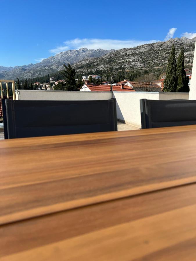 Sunset Huus Apartment Starigrad Paklenica Ngoại thất bức ảnh