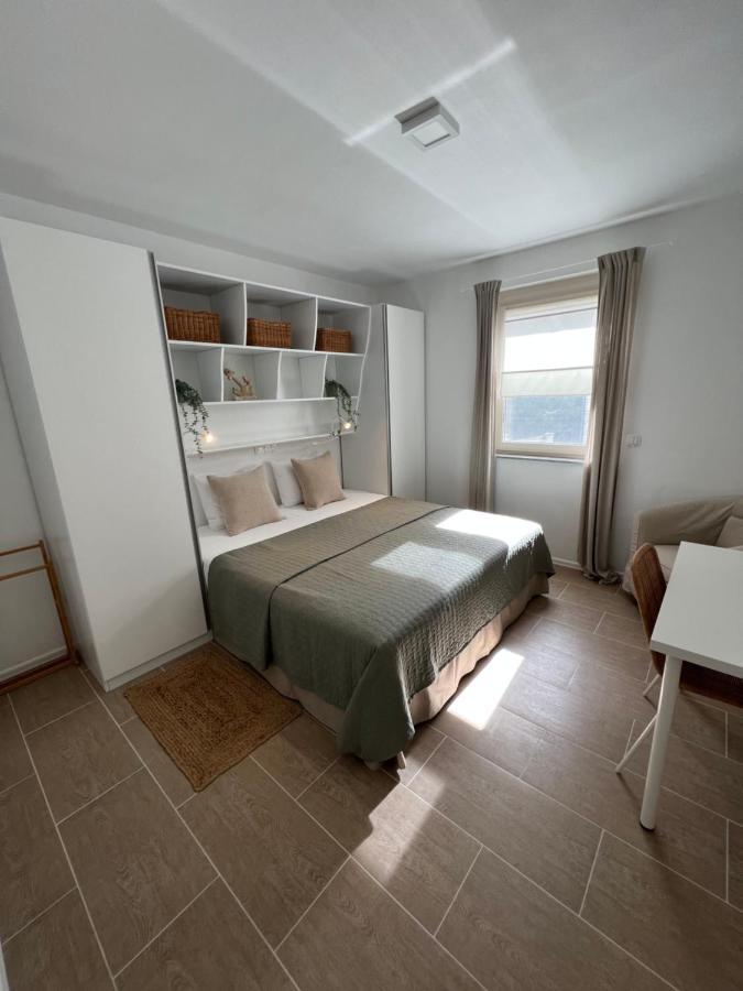 Sunset Huus Apartment Starigrad Paklenica Ngoại thất bức ảnh