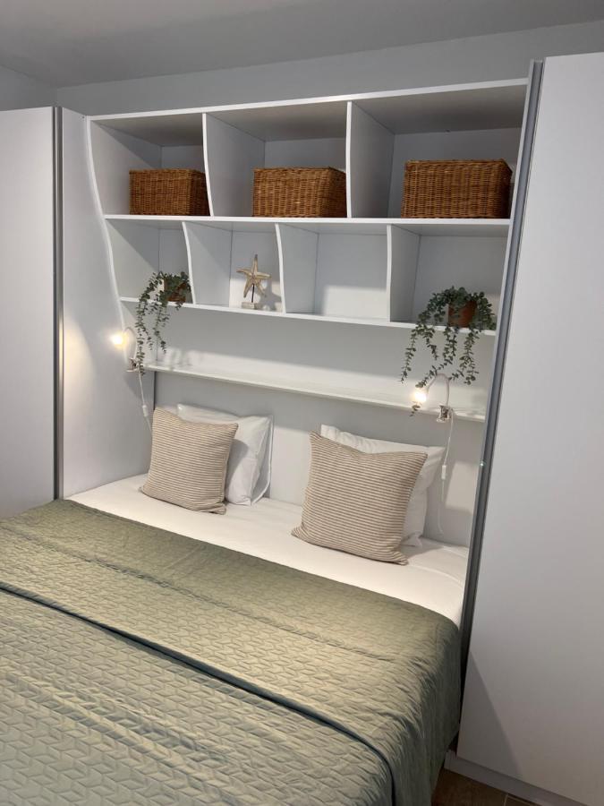 Sunset Huus Apartment Starigrad Paklenica Ngoại thất bức ảnh
